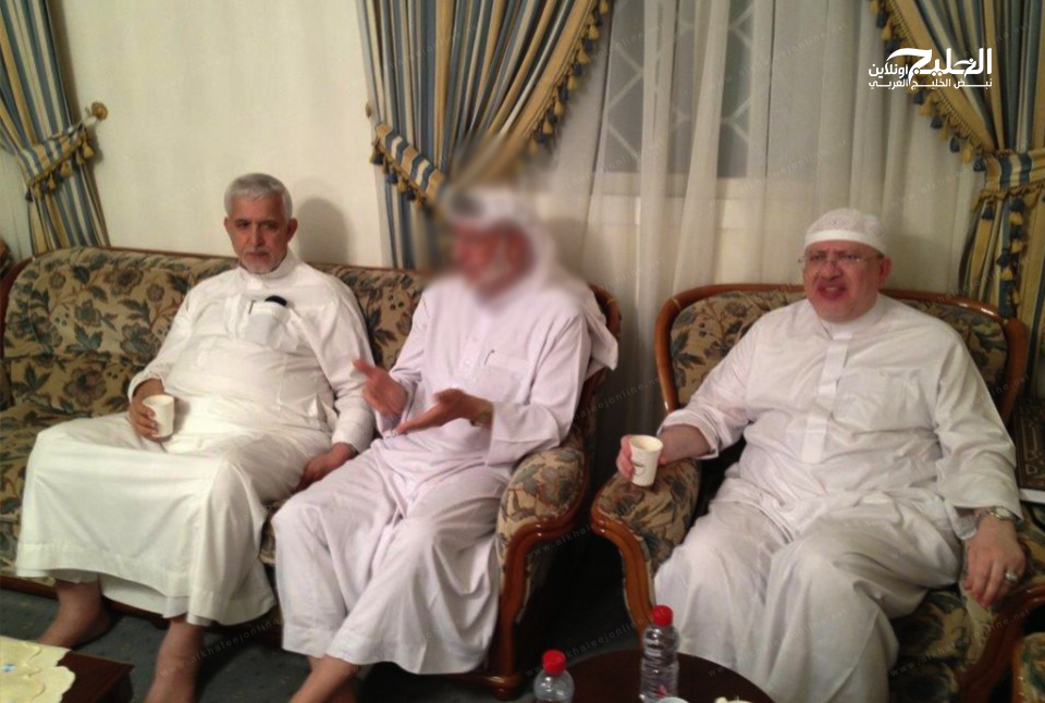 الآغا مع القيادي المعتقل محمد الخضري